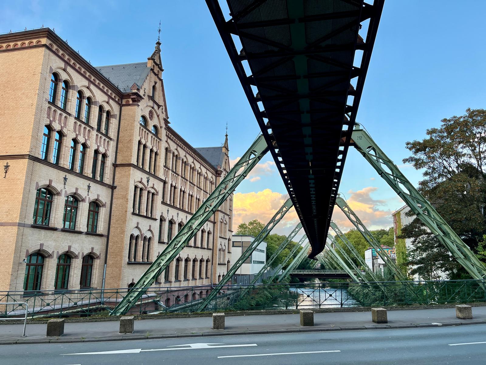Studiereis 2 dagen naar Wuppertal, Duitsland